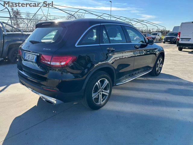 MERCEDES-BENZ GLC 350 GLC - X253 350e Business 4matic auto - FS812DK