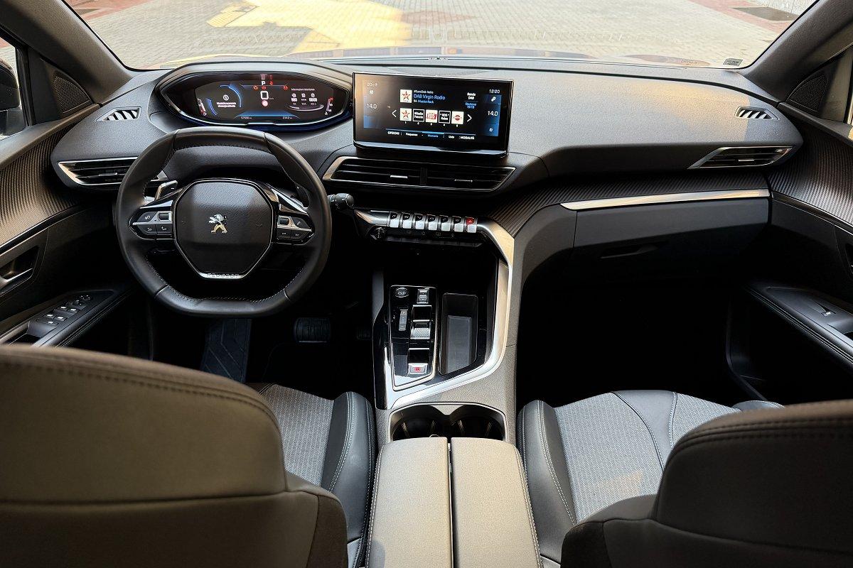 PEUGEOT 3008 BlueHDi 130 S&S EAT8 Allure Pack