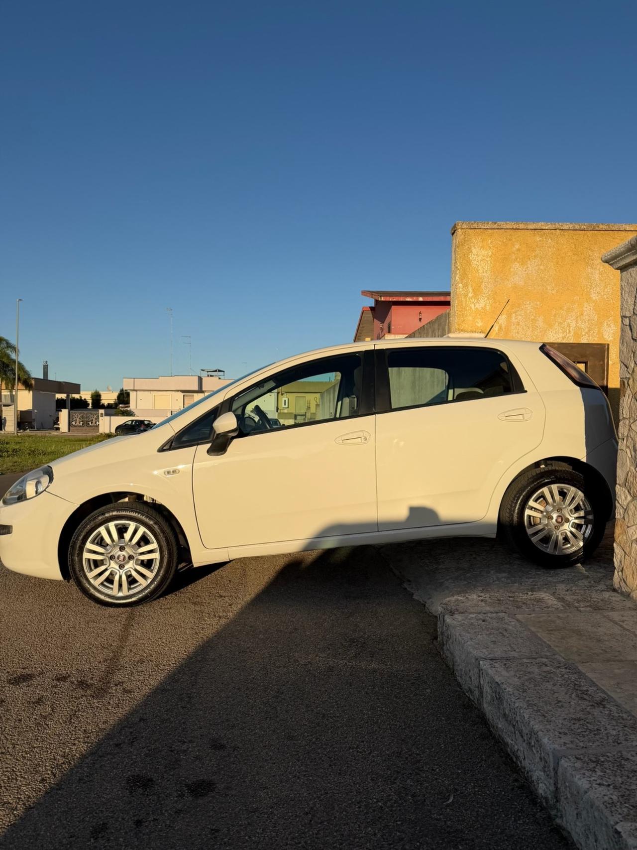 Fiat Punto 1.3 MJT II S&S 95 CV 5 porte Lounge