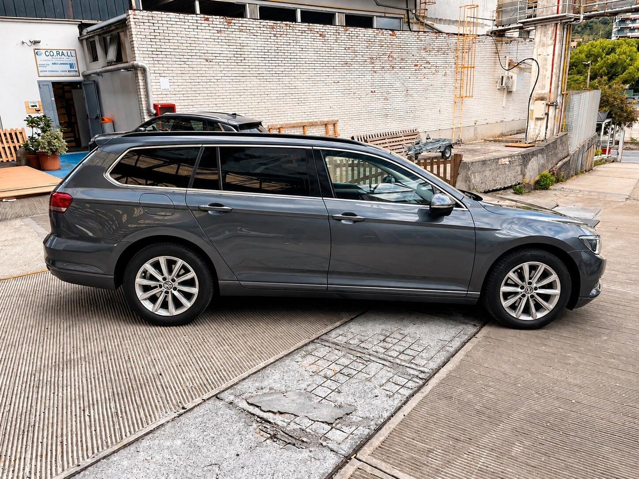 Volkswagen Passat Variant 1.6 TDI SCR DSG Business BMT