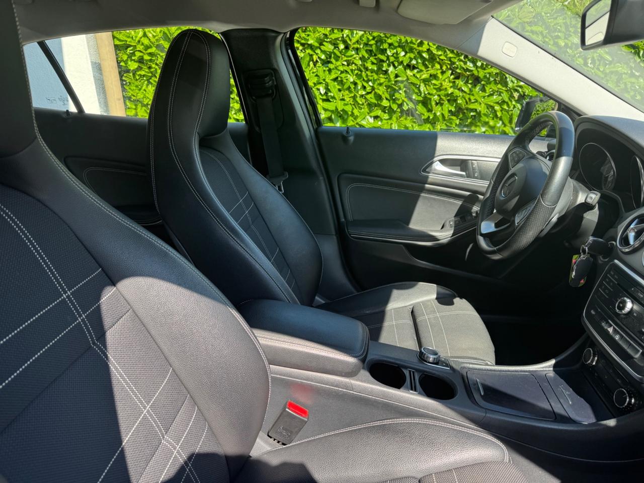 Mercedes-benz GLA 180 d Premium