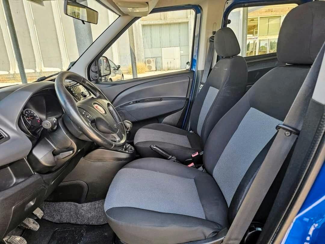 Fiat Doblò 1.4 T-Jet 16V Natural Power Emotion
