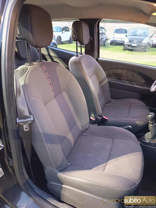 RENAULT Twingo 1.2 16V LEV SkyLight