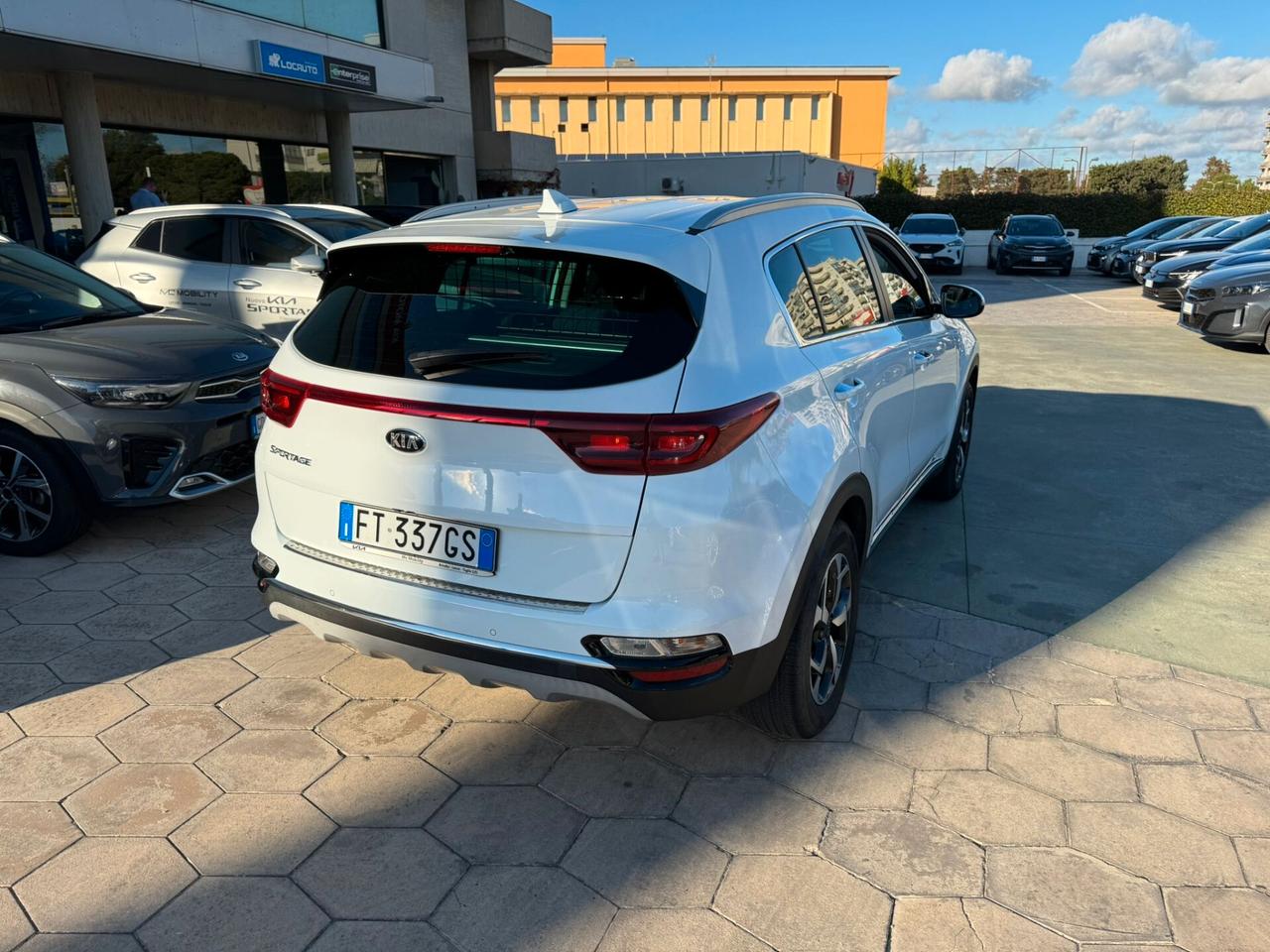 KIA SPORTAGE 1.6 DIESEL 4a SERIE 115CV RETROCAMERA