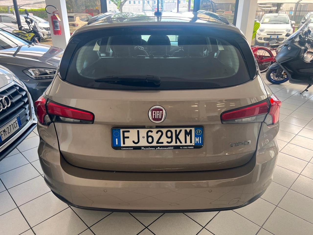 Fiat Tipo 1.4 T-Jet 120CV GPL SW Lounge