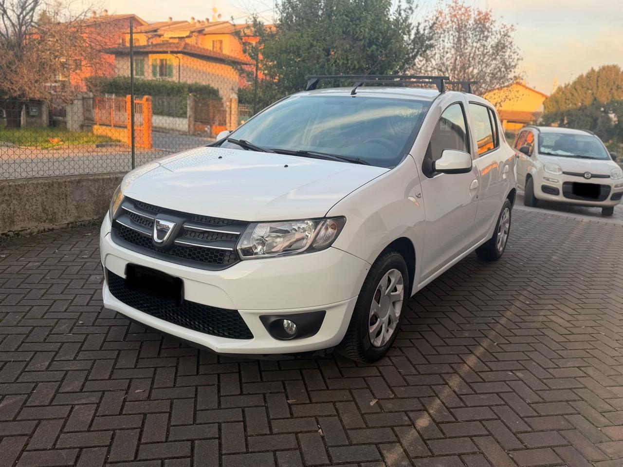 Dacia Sandero stepway 1.2 GPL 75CV gancio traino