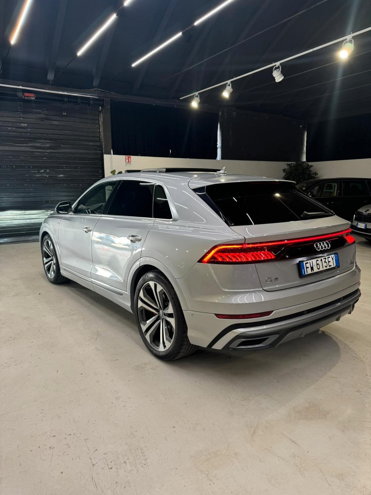 Audi Q8 50 TDI 286 CV quattro tiptronic Sport
