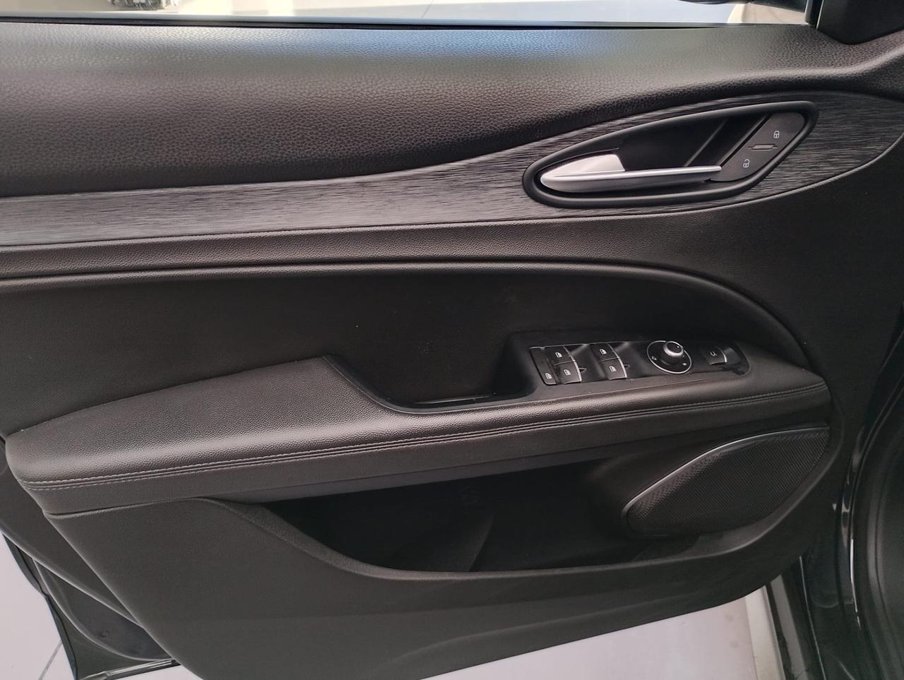 Alfa Romeo Stelvio 2.2 Turbodiesel 190 CV AT8 Q4 Super