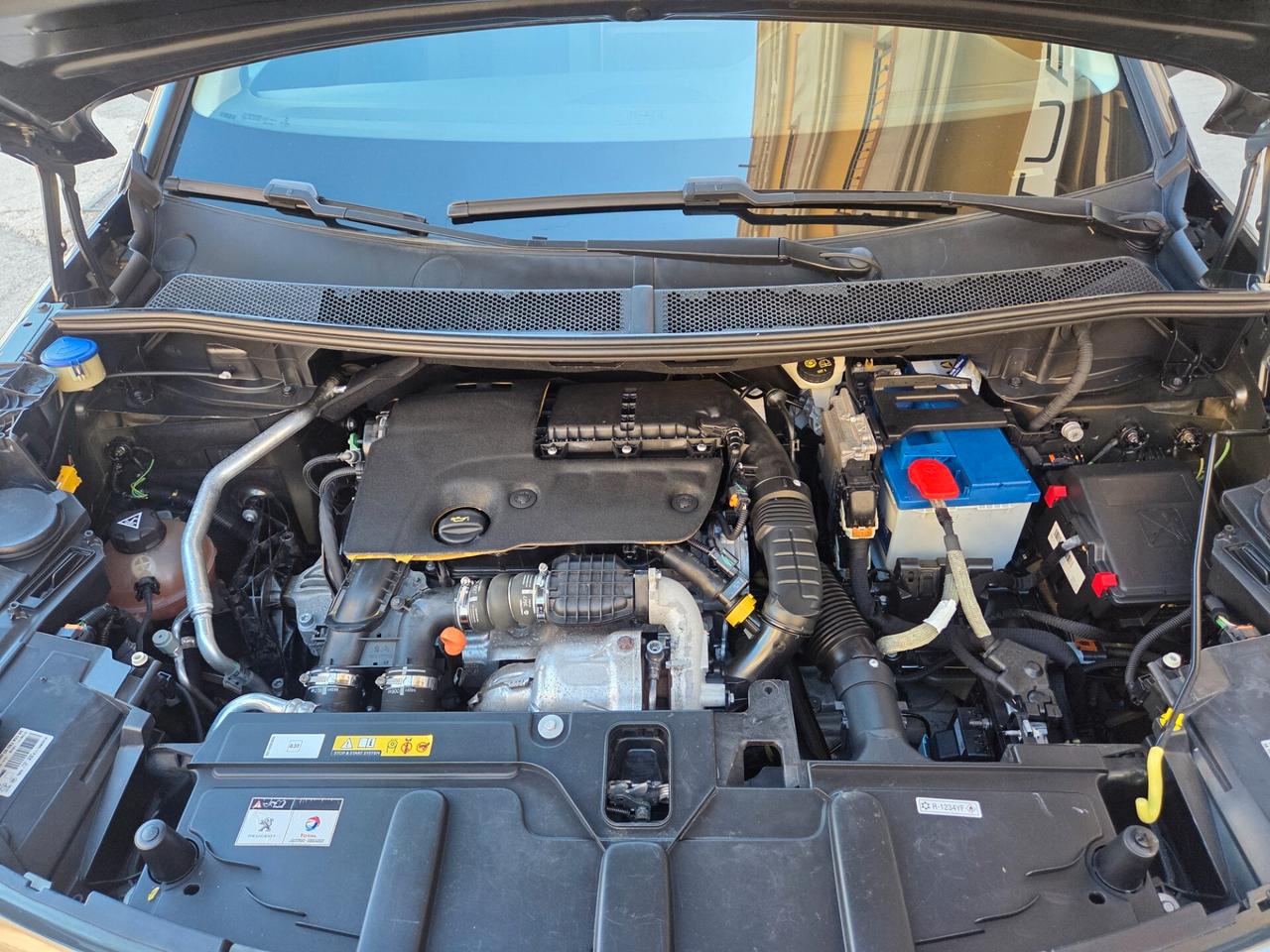 PEUGEOT 3008 1.6 DIESEL 120 CV SOLI KM 110000 CERTIFICATI