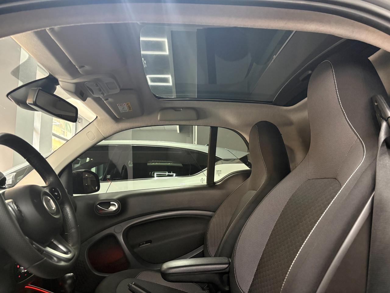 smart forTwo EQ Pulse 22kW ITALIANA FULL