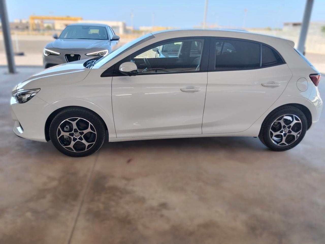 Mg MG3 1.5 HYBRID+ LUXURY 2025