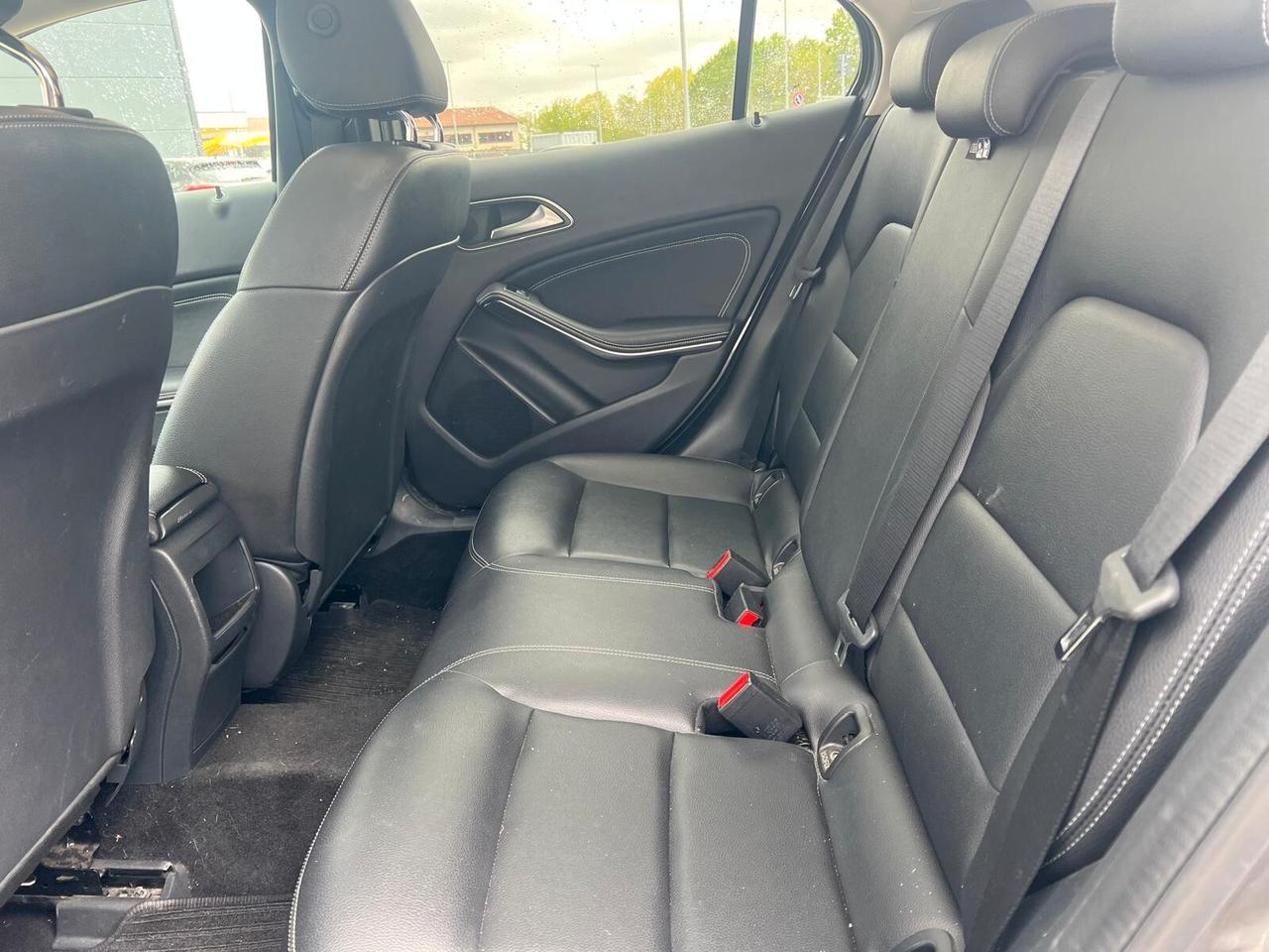 Mercedes-benz GLA 180 d Automatic Enduro