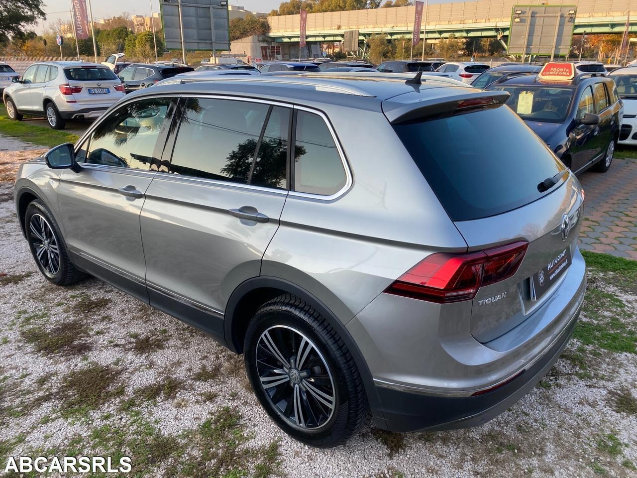 VOLKSWAGEN - Tiguan - 2.0 TDI DSG Executive BMT -