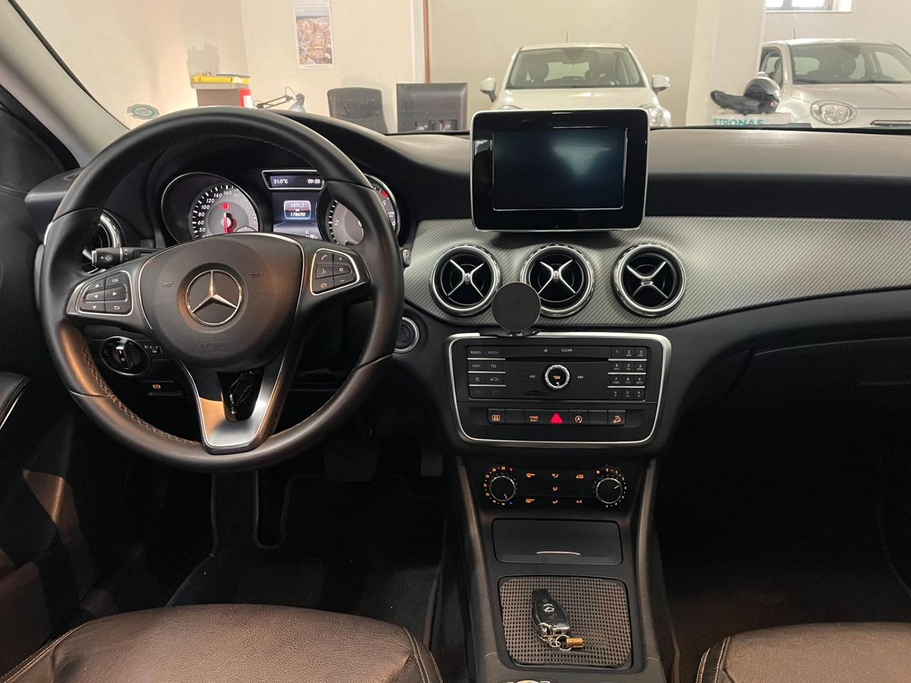 Mercedes-benz GLA 220 d Automatic 4Matic Premium