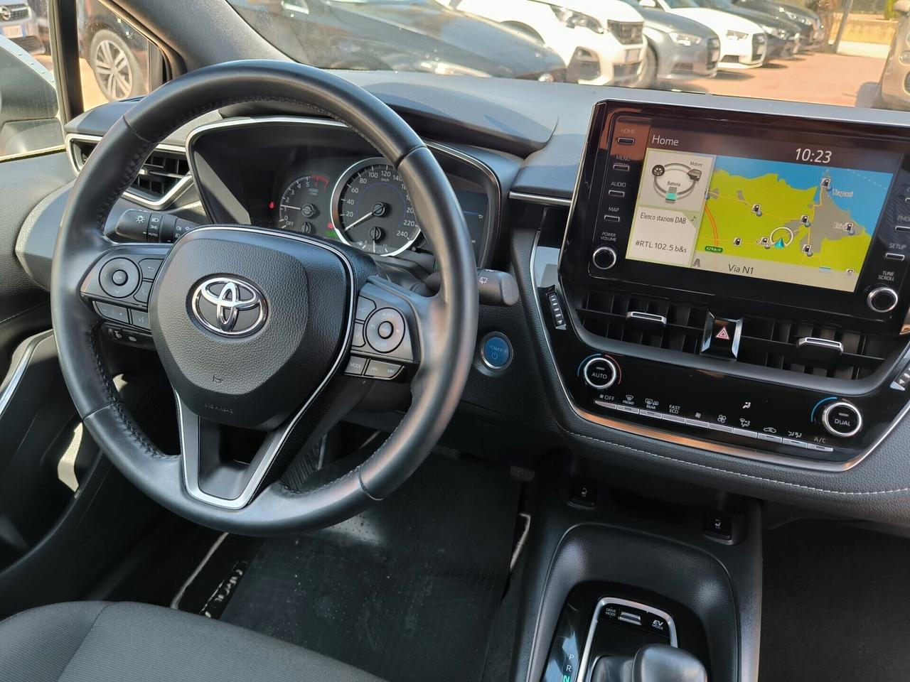 Toyota Corolla Touring Sports 1.8 Hybrid Business
