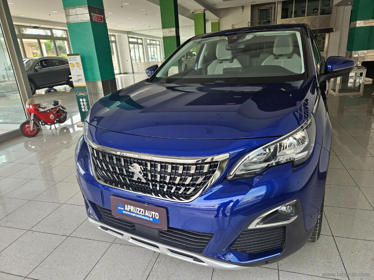PEUGEOT 3008 BlueHDi 130 S&S EAT8 Allure