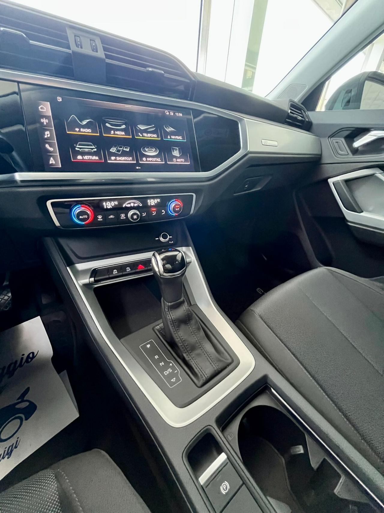 Audi Q3 2.0 TDI 150 CV S tronic