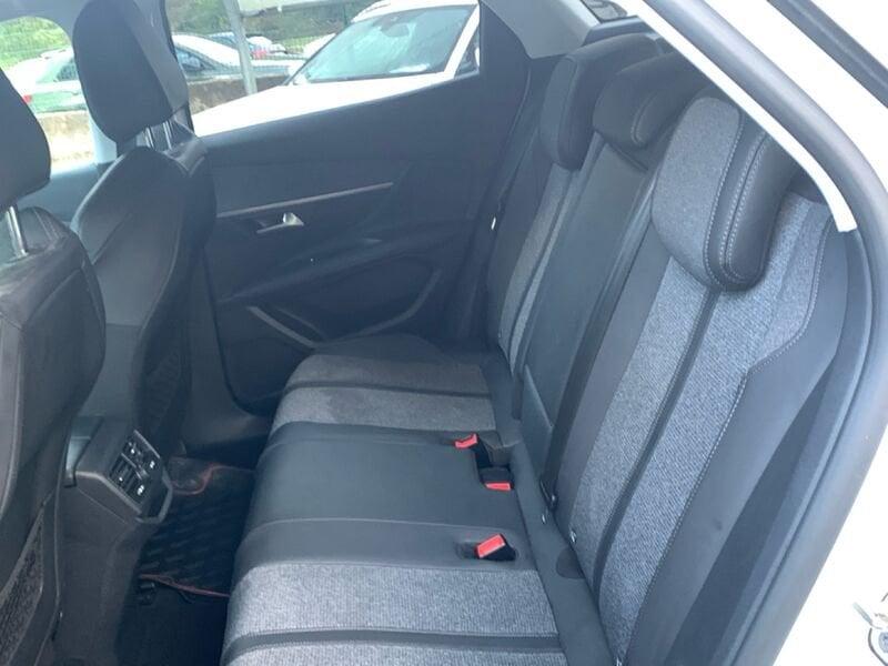 Peugeot 3008 BlueHDi 130 S&S Allure