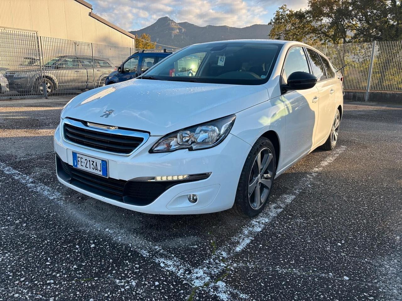 Peugeot 308 Station Wagon 1.6 HDi - 2016