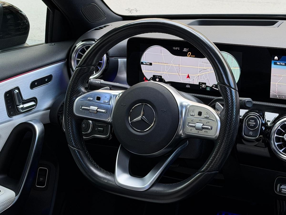 Mercedes Classe A Sedan 220d Premiumg AMG Night Editon 190CV