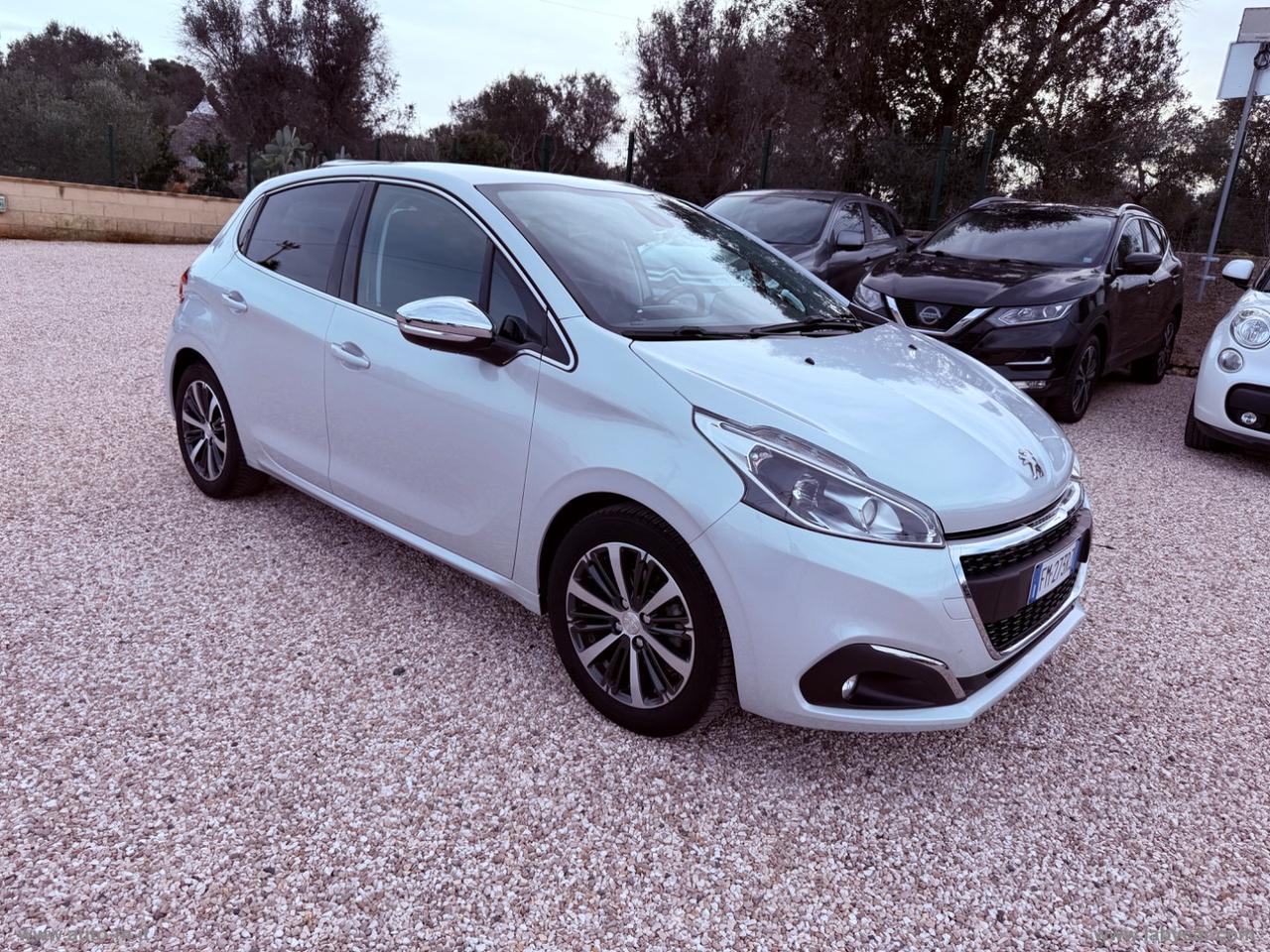 PEUGEOT 208 BlueHDi 100 5p. Allure