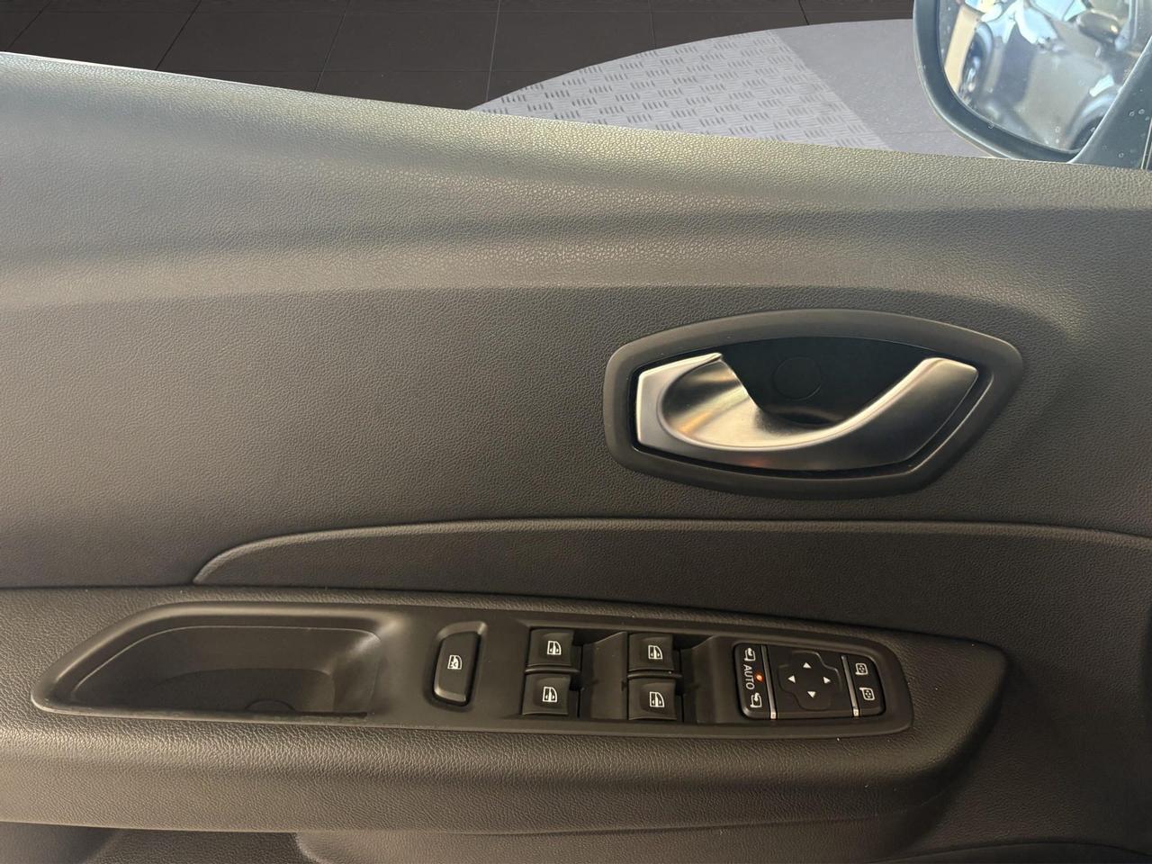 Renault Captur 1.5 dci Business 90cv