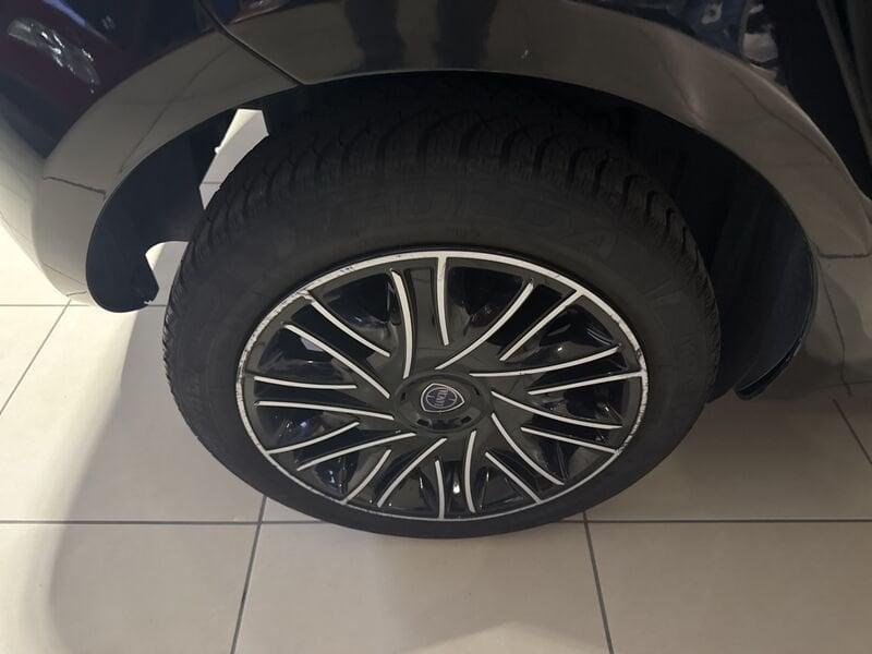 Lancia Ypsilon Ypsilon 1.0 FireFly 5 porte S&S Hybrid Ecochic Gold