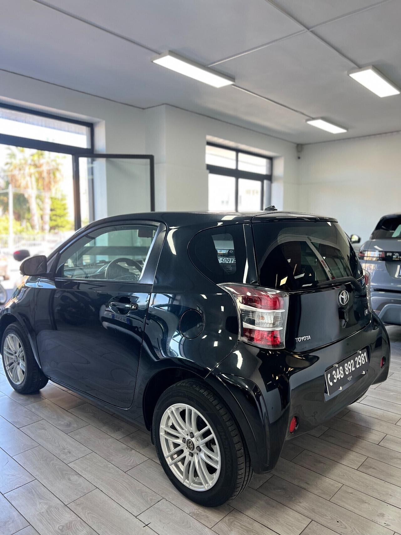 Toyota iQ 1.0 Multidrive