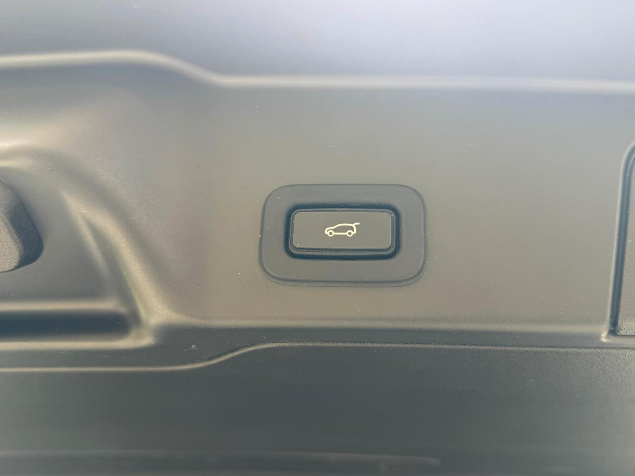 Land Rover Range Evoque 2.0D I4 MHEV 163CV AWD Auto R-Dynamic SE