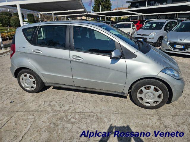 MERCEDES-BENZ A 180 CDI Elegance