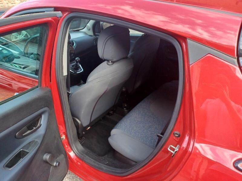 Lancia Ypsilon 1.0 firefly hybrid Gold s&s 70cv 5p.ti