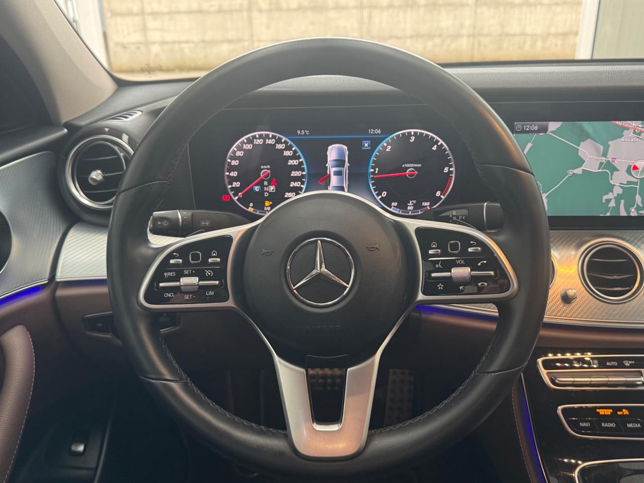 Mercedes-benz E 200 d Auto Business Sport