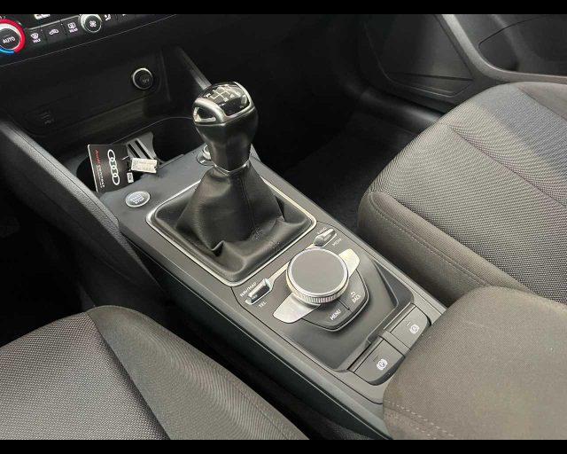AUDI Q2 30 TFSI Admired Advanced