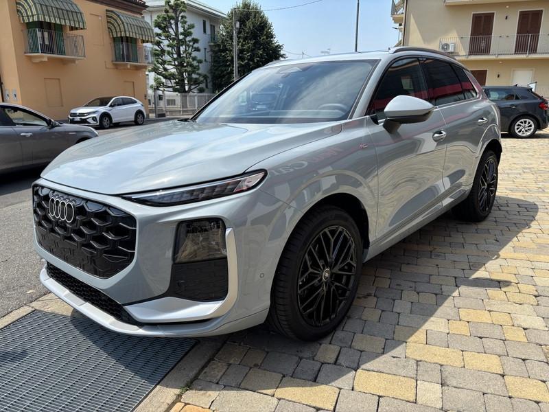 Audi Q3 1.5 tfsi mhev S line edition 150cv s-tronic FULL LED-TETTO-19"