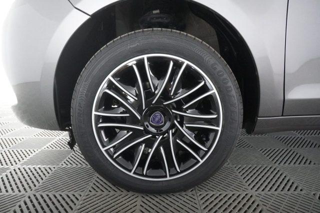 LANCIA Ypsilon Ypsilon 1.0 FireFly 5 porte S&S Hybrid Silver