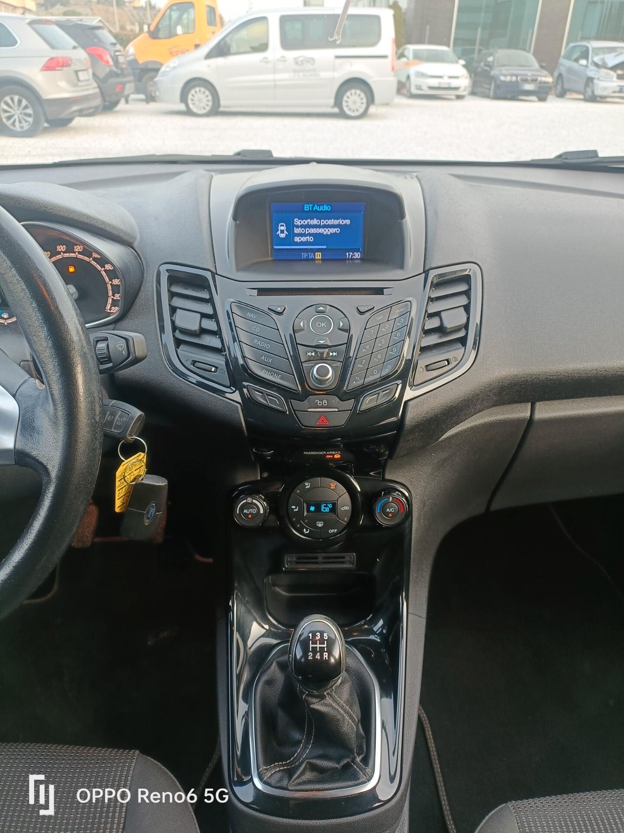 Ford Fiesta 1.5 TDCi 75CV 5 porte Titanium