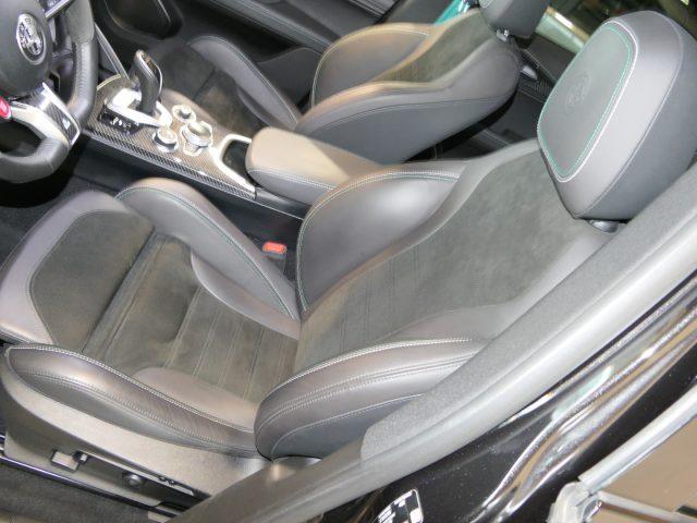 ALFA ROMEO Stelvio 2.9 Bi-Turbo V6 510 CV QV CARBO-AKRAPOVIC