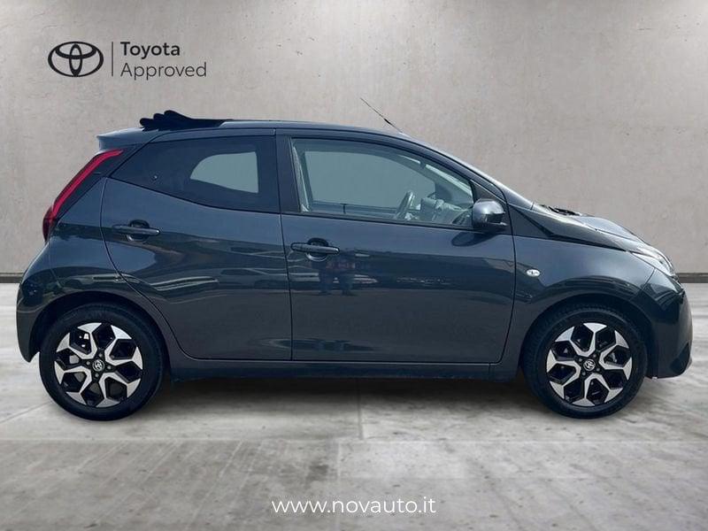 Toyota Aygo 1.0 VVT-i x-wave MMT