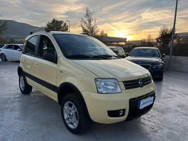 Fiat Panda 1.3 MJT 4x4 --BEN TENUTA-