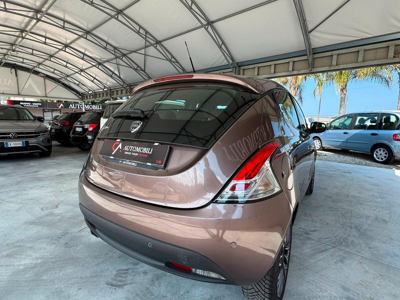 Lancia Ypsilon 1.2 69 CV 5 porte Elle