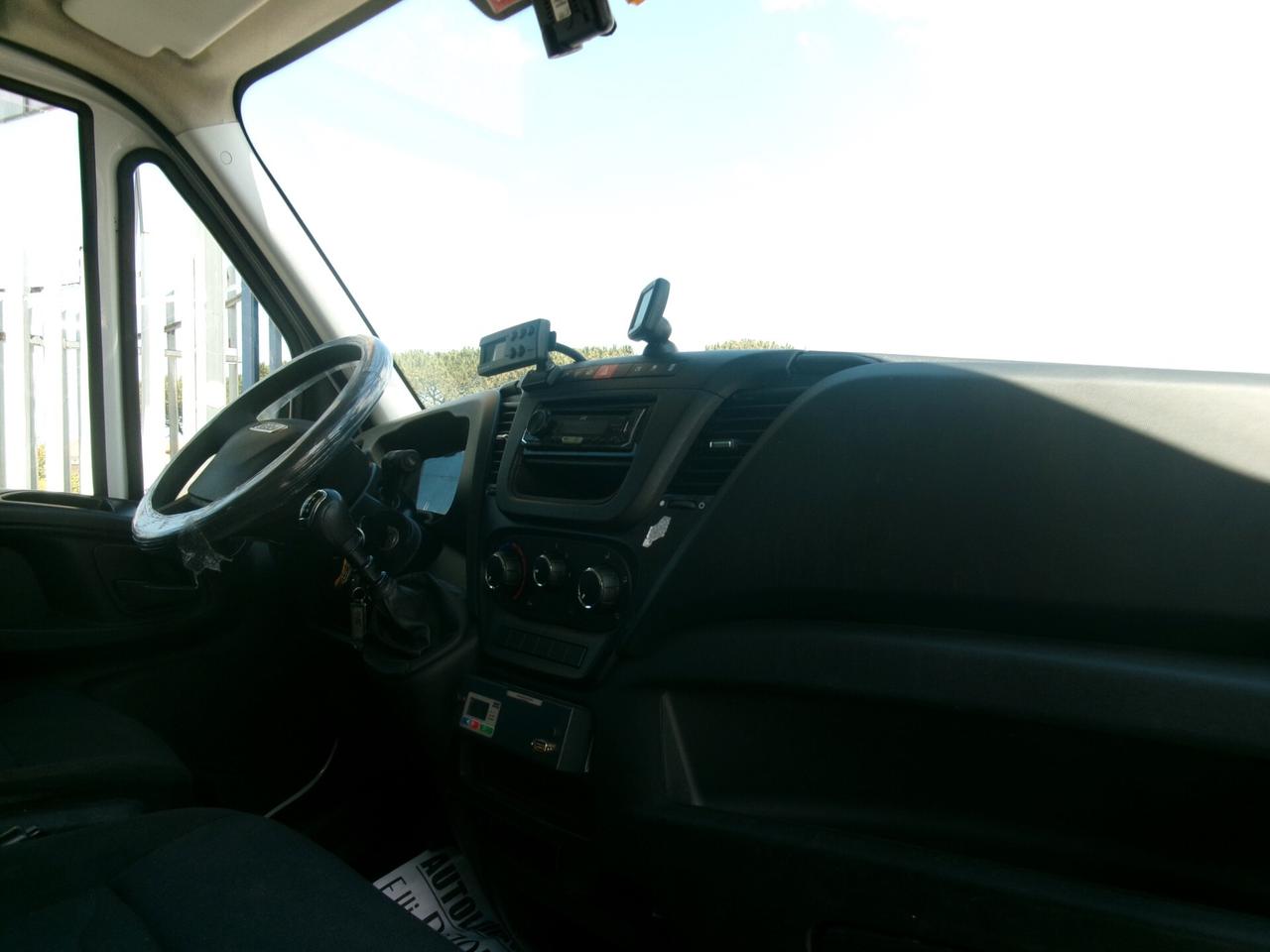 Iveco Daily 35C15 3000 150CV E6B FRIGO ATP FRCX 03/2027 7 PEDANE KM 278000