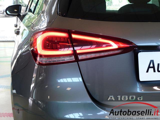MERCEDES-BENZ A 180 D SPORT AUTOMATIC 8G-DCT - TECH PACK -RESTYLING