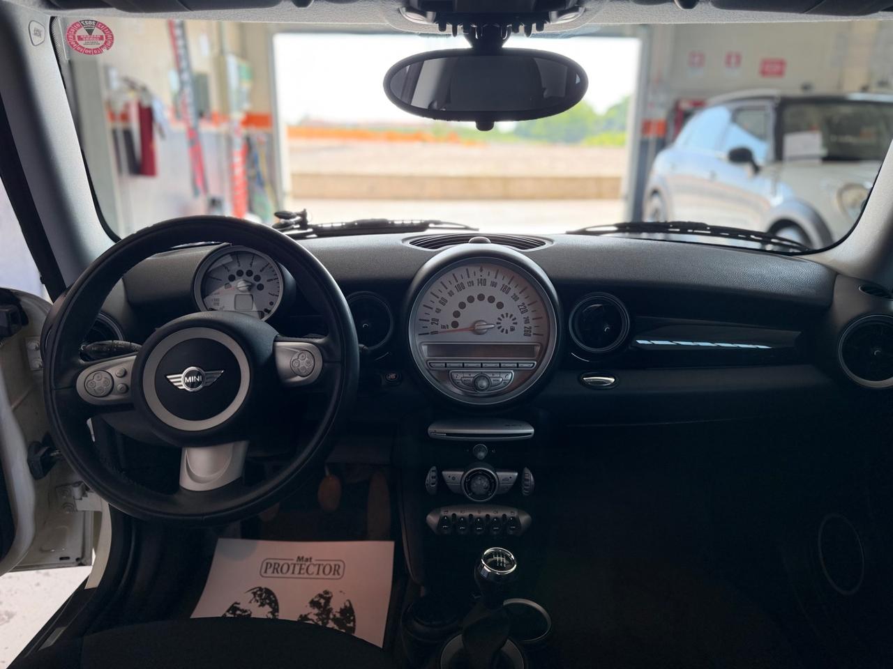 Mini 1.6 16V Cooper D NEOPATENTATI