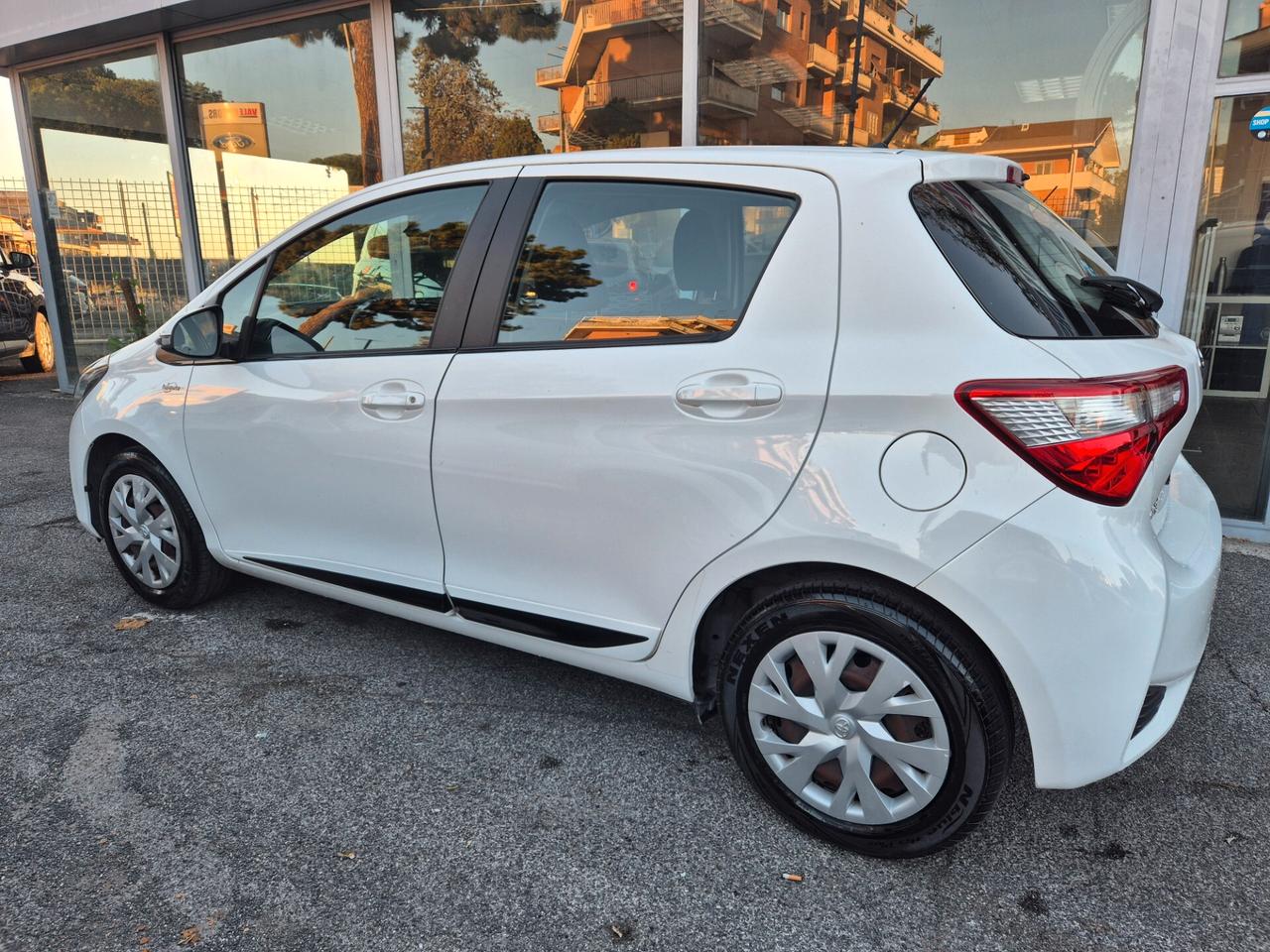 Toyota Yaris ACTIVE 1.0BENZINA 69CV