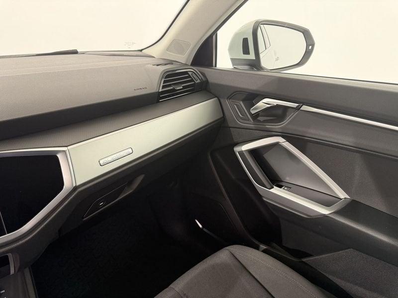 Audi Q3 40 TDI quattro S tronic S Line Edition
