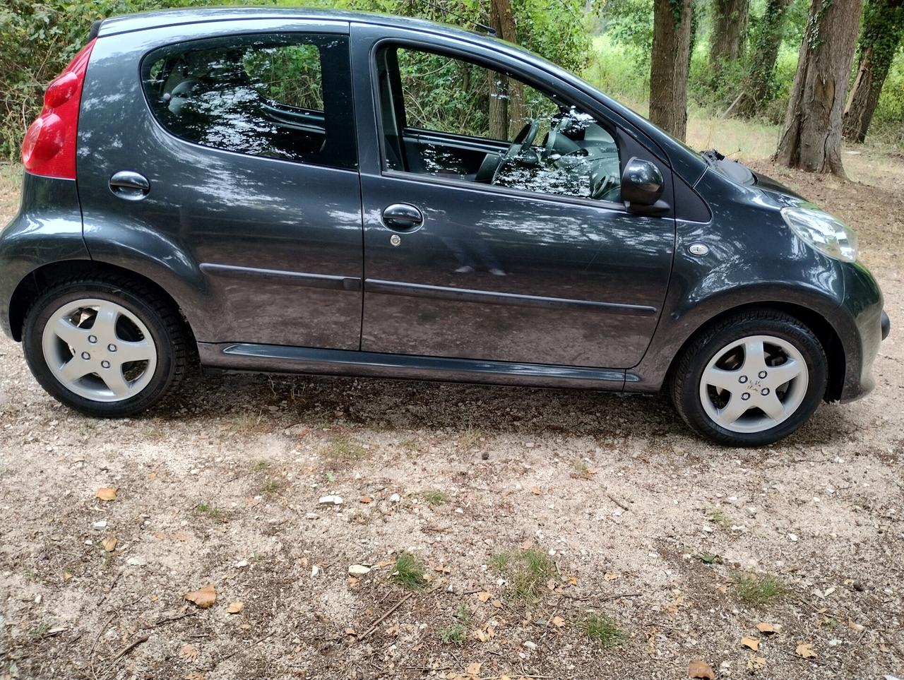 Peugeot 107 1.0 68CV 5p. Urban Move