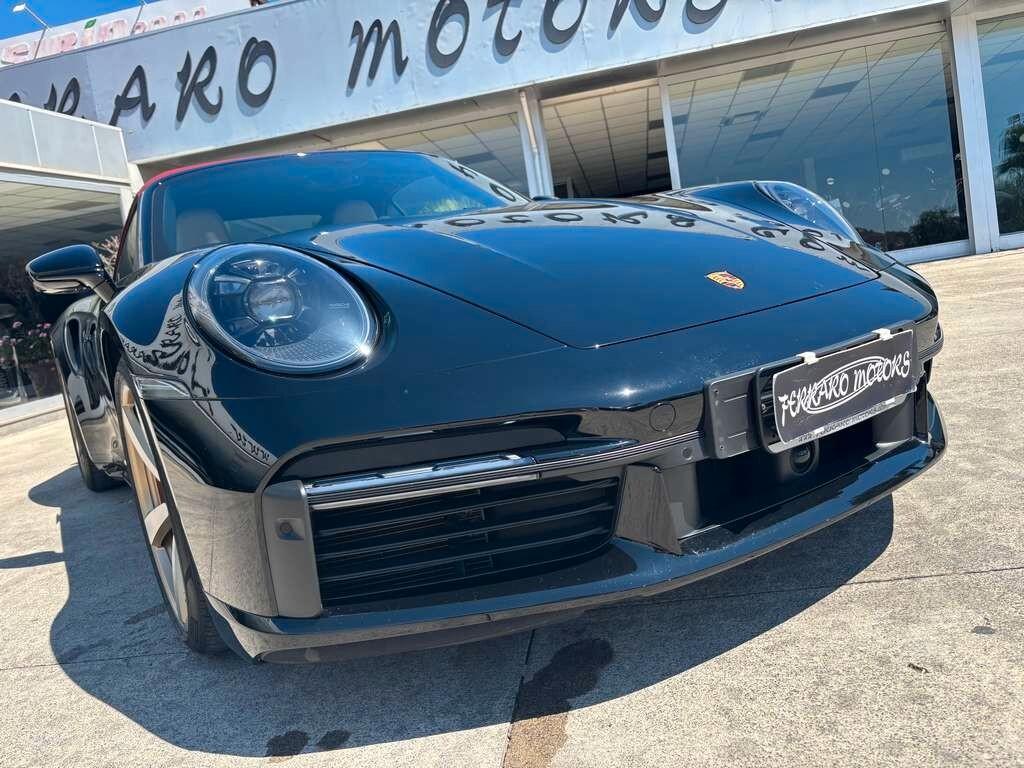 Porsche 911 Turbo Cabriolet 2024 / KM 23.000 IVA ESPOSTA Tua a solo 2.159 Euro al mese