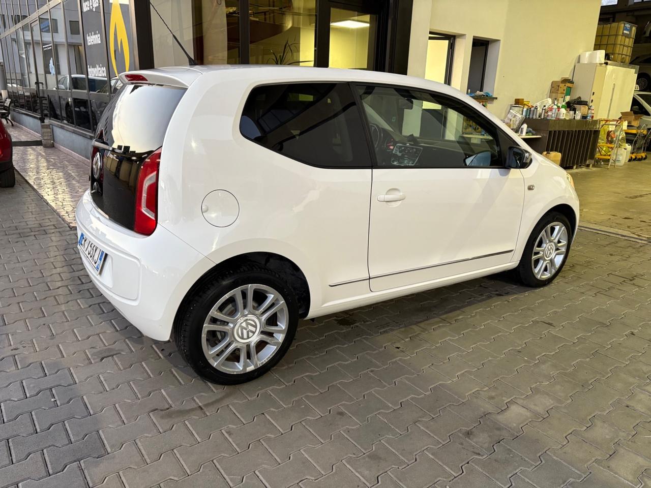 Volkswagen up! 1.0 3p. eco take BlueMotion Technology