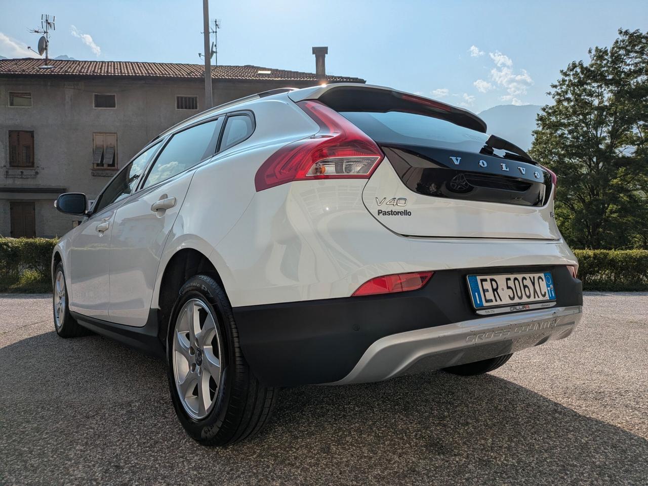 VOLVO V40 CROSS COUNTRY D2 1.6 DIESEL