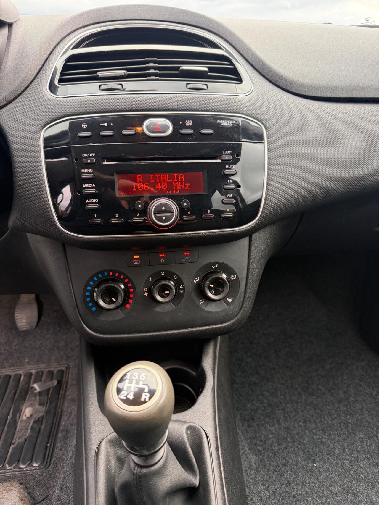 Fiat Punto 1.2 8V GPL 5p street